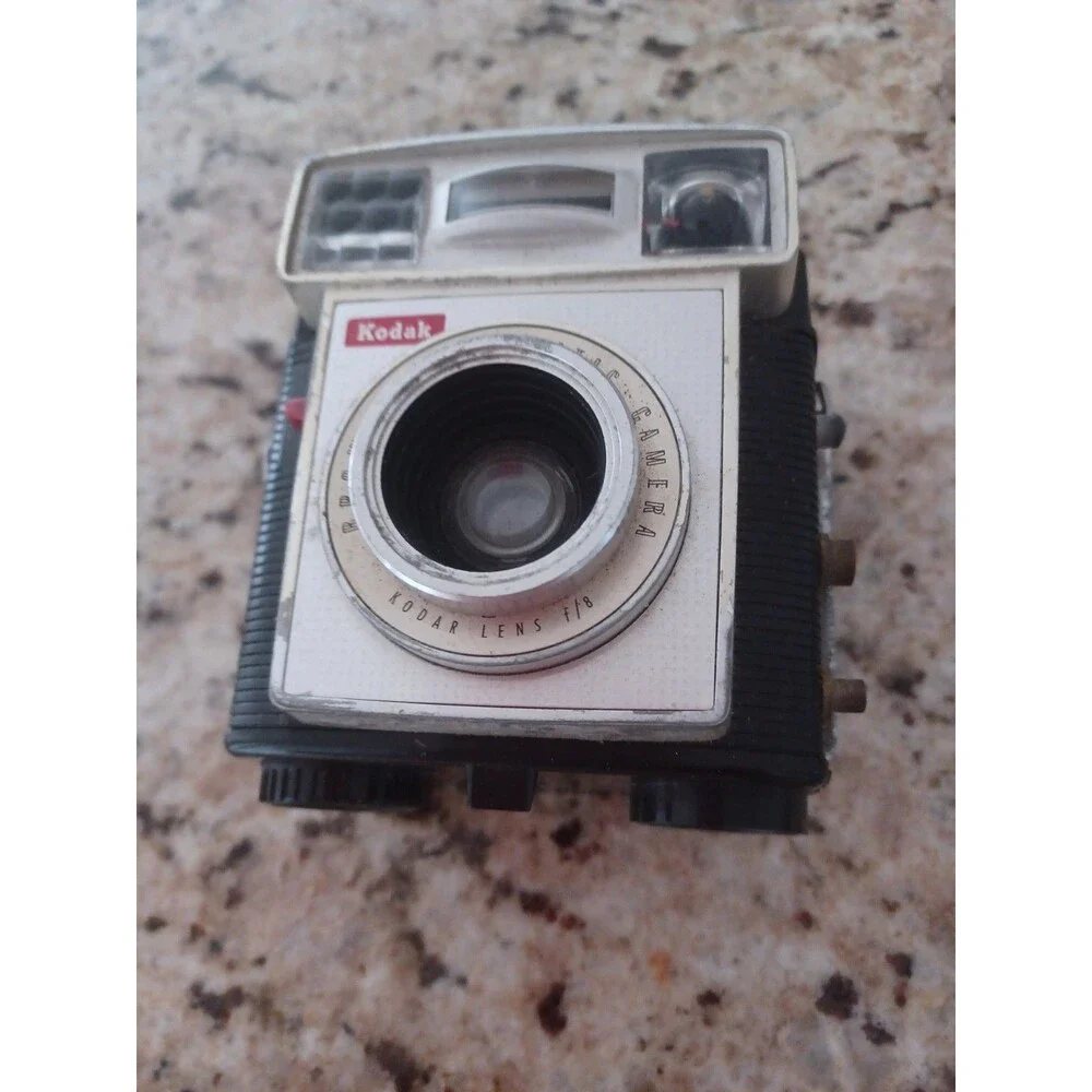 Kodak Brownie Starmatic Camera 1959-61 UNTESTED